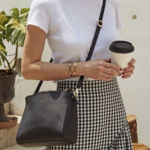 Lo and Sons Pearl crossbody Convertible wristlet handbag EUC